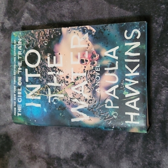 Nwt Into the Water by Paula Hawkins Hardback Book - Picture 1 of 4